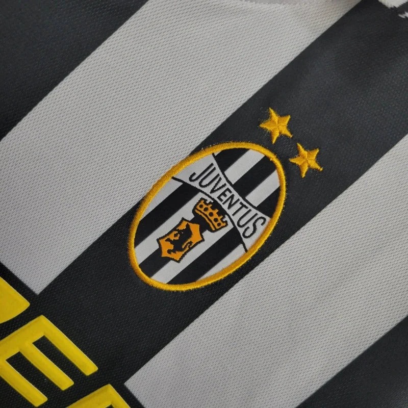 2001-2002 Retro Juventus Home Jersey
