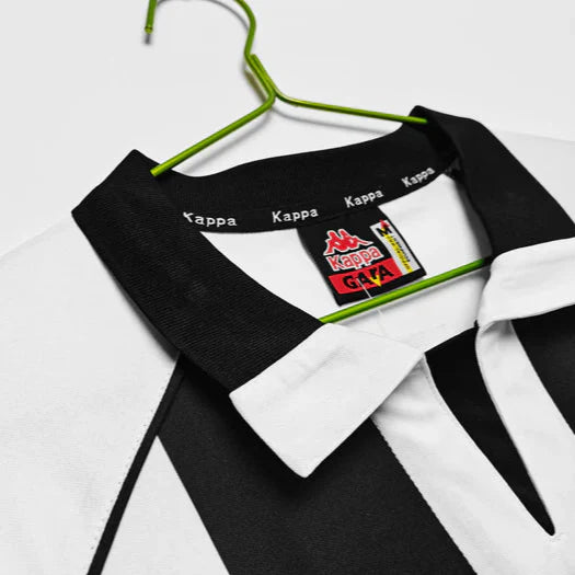 Juventus Retro 1997-1998 Long Sleeve Home Kit