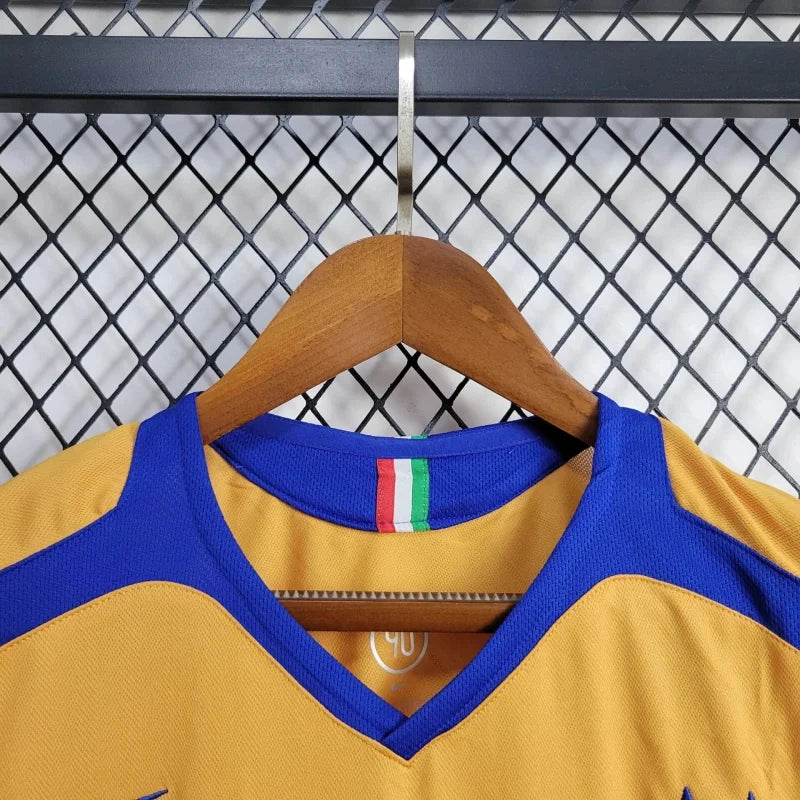 2005-2006 Retro Juventus Third Away Jersey