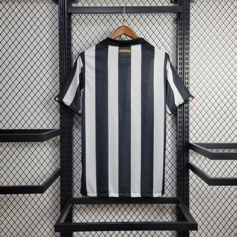 2010-2011 Retro Juventus Home Jersey