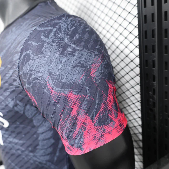 Real Madrid "Dragón Escarlata" Limited Jersey