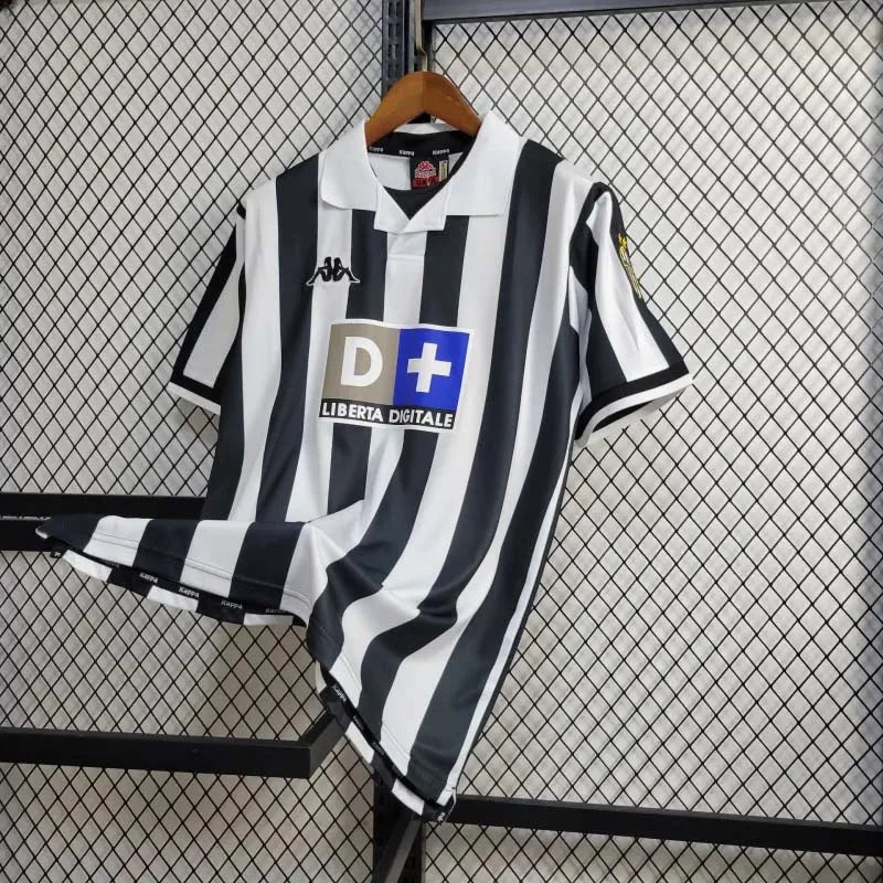 1998-1999 Retro Juventus Home Jersey