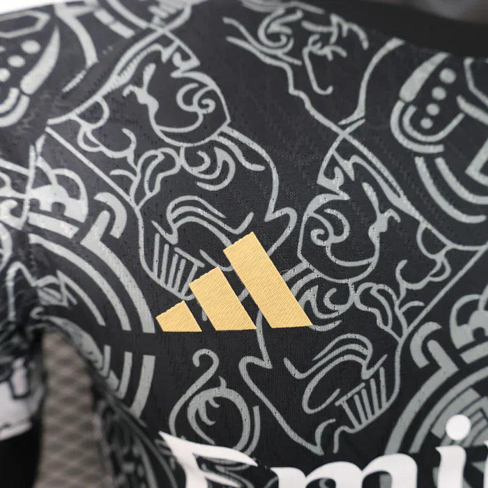Real Madrid "Royal Majesty" Limited Jersey