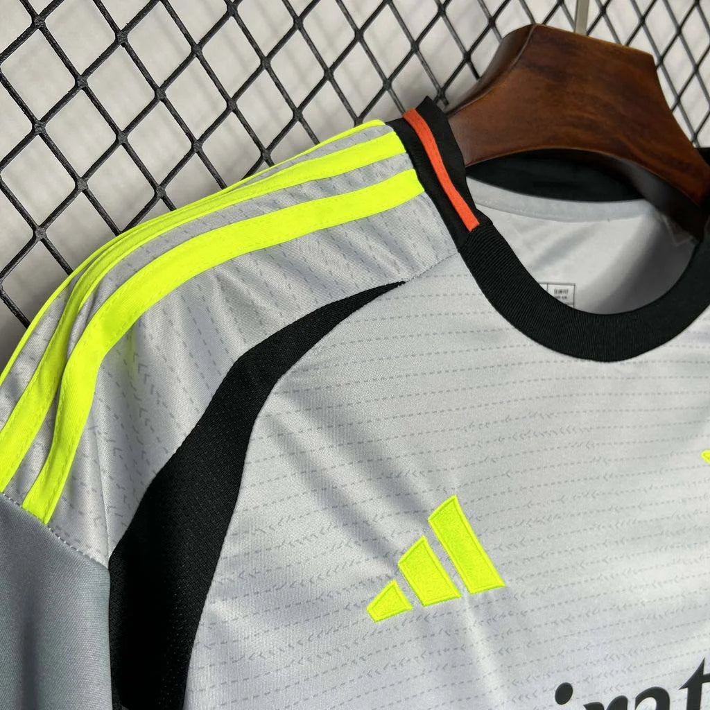 2024-2025 Benfica Third Away Kit