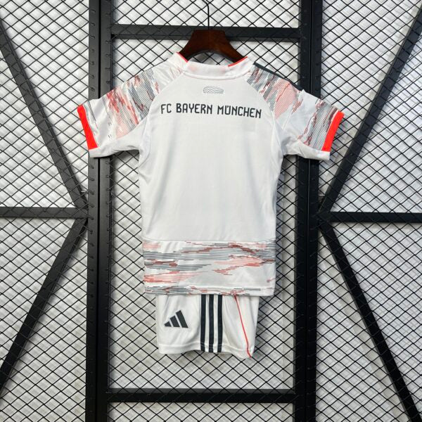 2025/2026 Bayern Munchen Away Kit Kids Size