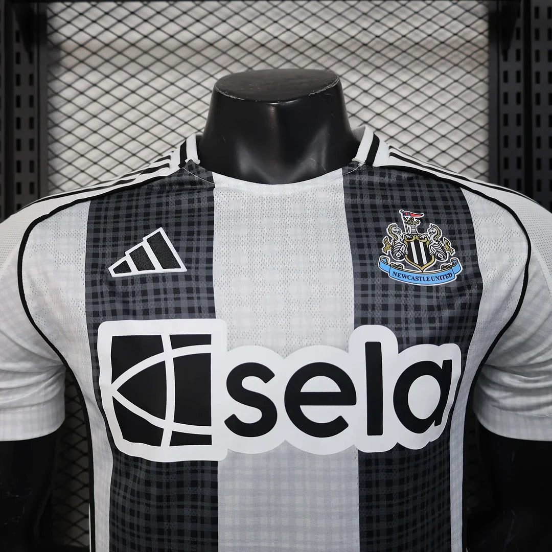 2025/2026 Newcastle United Home Kit