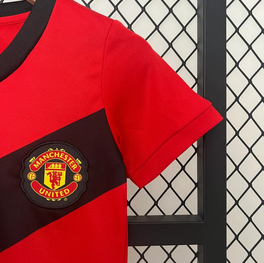 Manchester United Retro 2009/2010 Home Jersey Kids Size