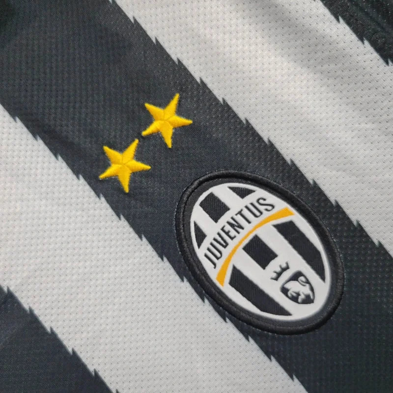 2010-2011 Retro Juventus Home Jersey