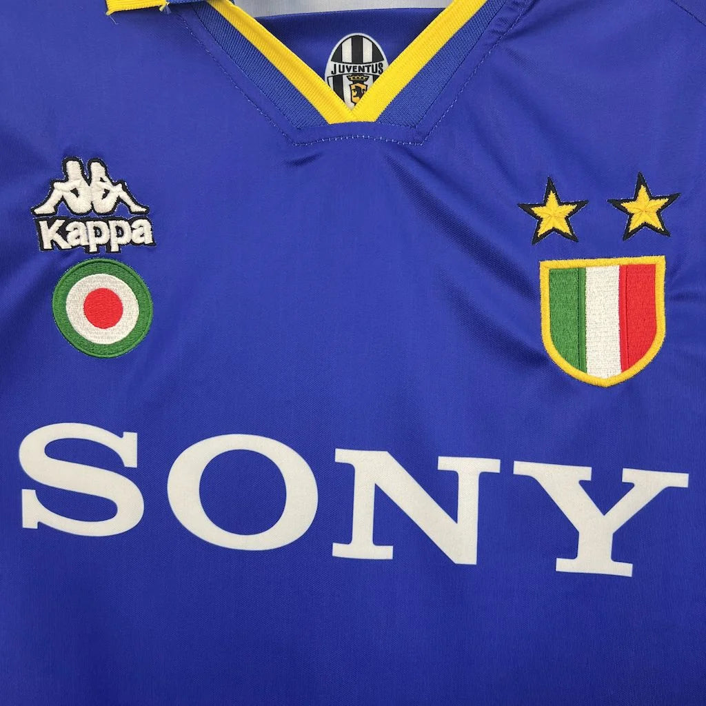 1995-1996 Retro Juventus Away Jersey