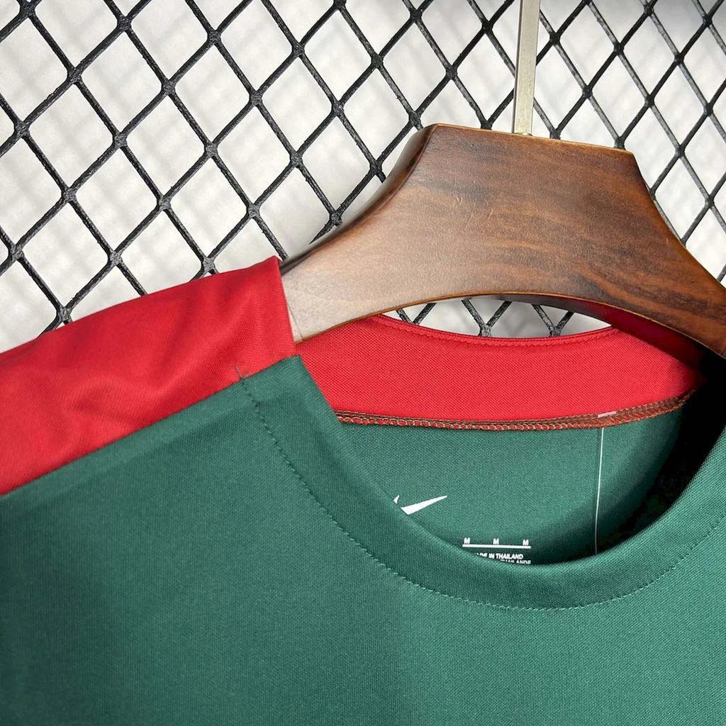 2024/2025 Liverpool Training Wear