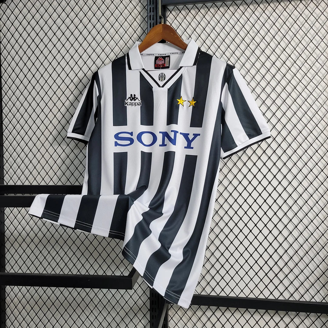 1996-1997 Retro Juventus Home Jersey