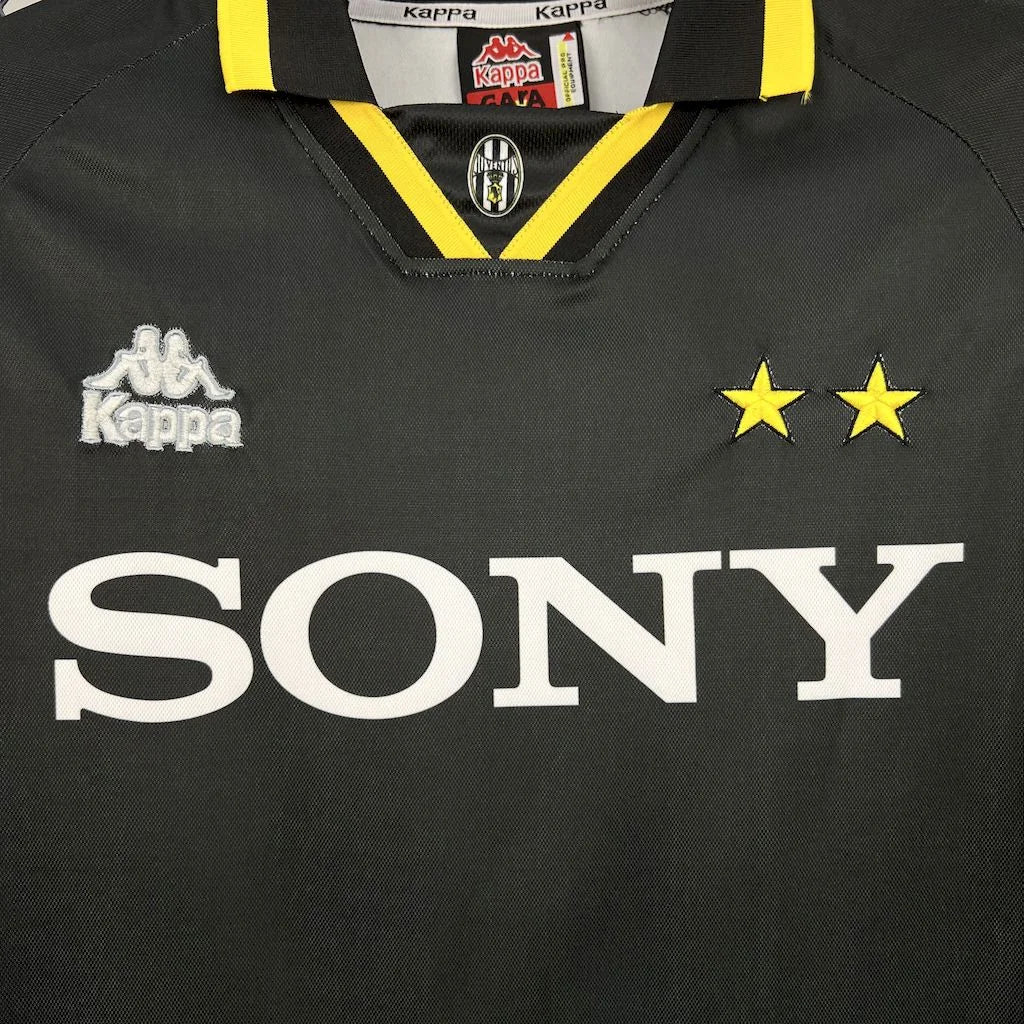 1996-1997 Retro Juventus Third Away Jersey
