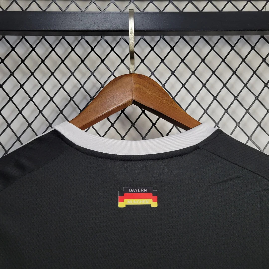 2024/2025 Bayern Munchen Training Wear