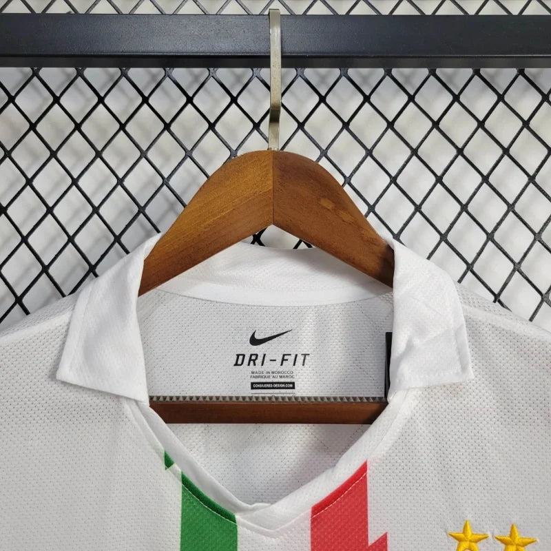 2010-2011 Retro Juventus Away Jersey