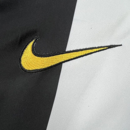 2004-2005 Retro Juventus Home Jersey