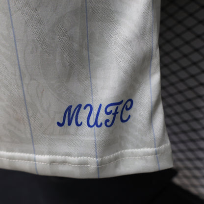 Manchester United "Royal Ivory" Limited Jersey