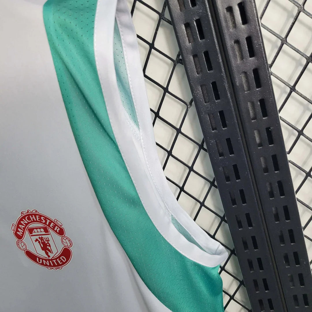 2023/2024 Manchester United Training Wear