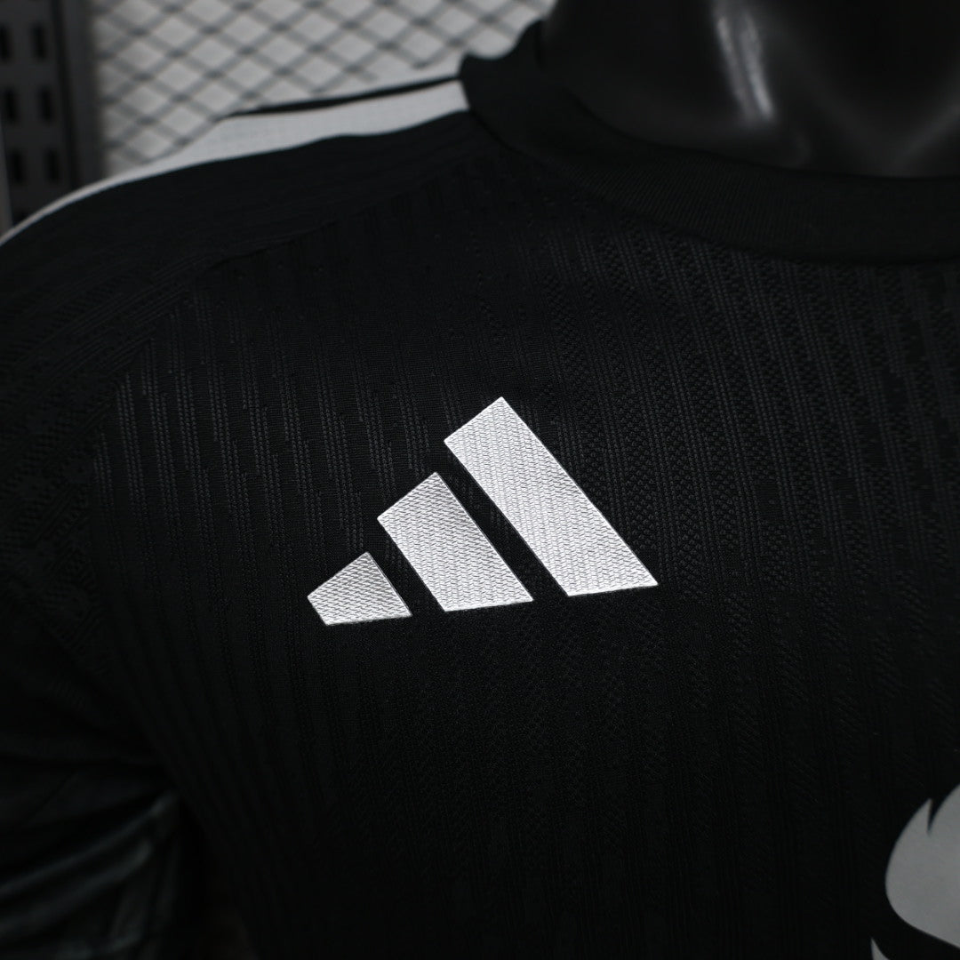 2026/2027 Manchester United Goalkeeper Kit