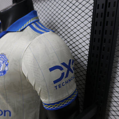Manchester United "Royal Ivory" Limited Jersey