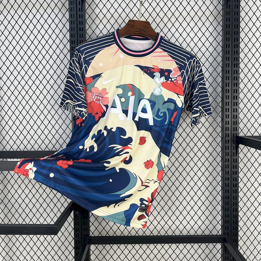 Tottenham "Spurs Hokusai" Limited Jersey