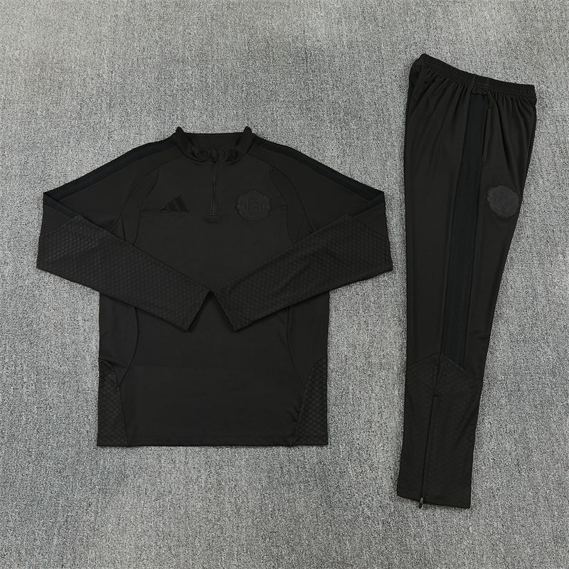 2026/2027 Manchester United Black Tracksuit