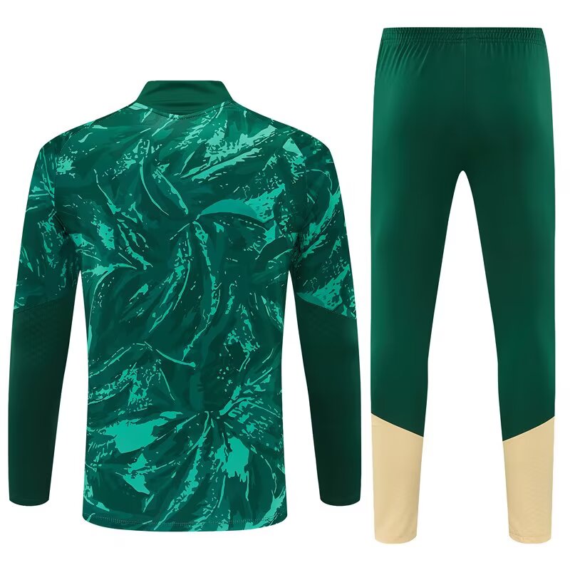 2026/2027 Real Madrid Green Tracksuit