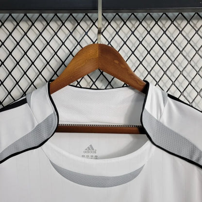 2006/2007 Retro Real Madrid Home Jersey