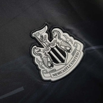 2024-2025 Newcastle United Pre match training Wear