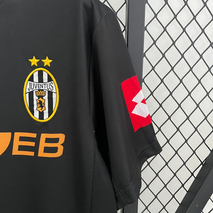 2001-2002 Retro Juventus Away Jersey