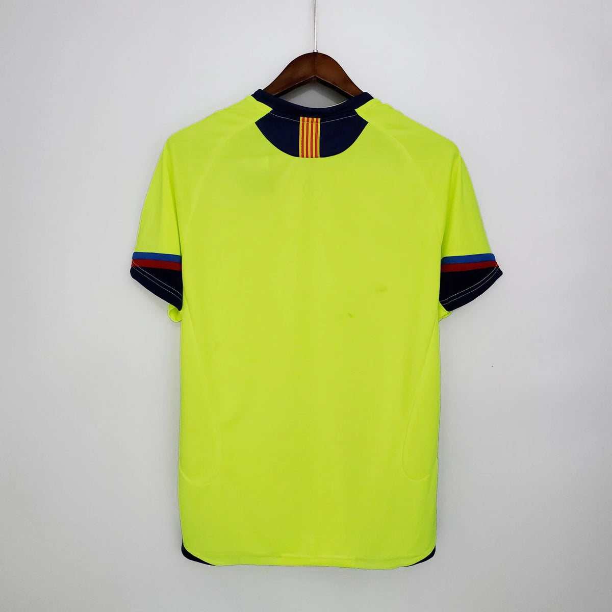 2005-2006 Retro Barcelona Away Jersey