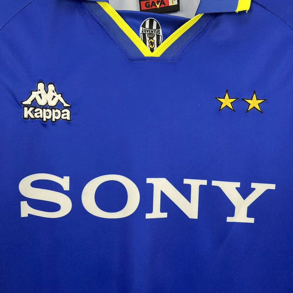 1996-1997 Retro Juventus Away Jersey