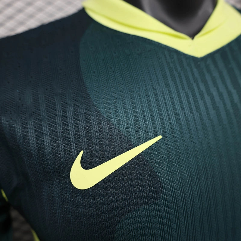 Barcelona "Sagrada Verde" Limited Jersey
