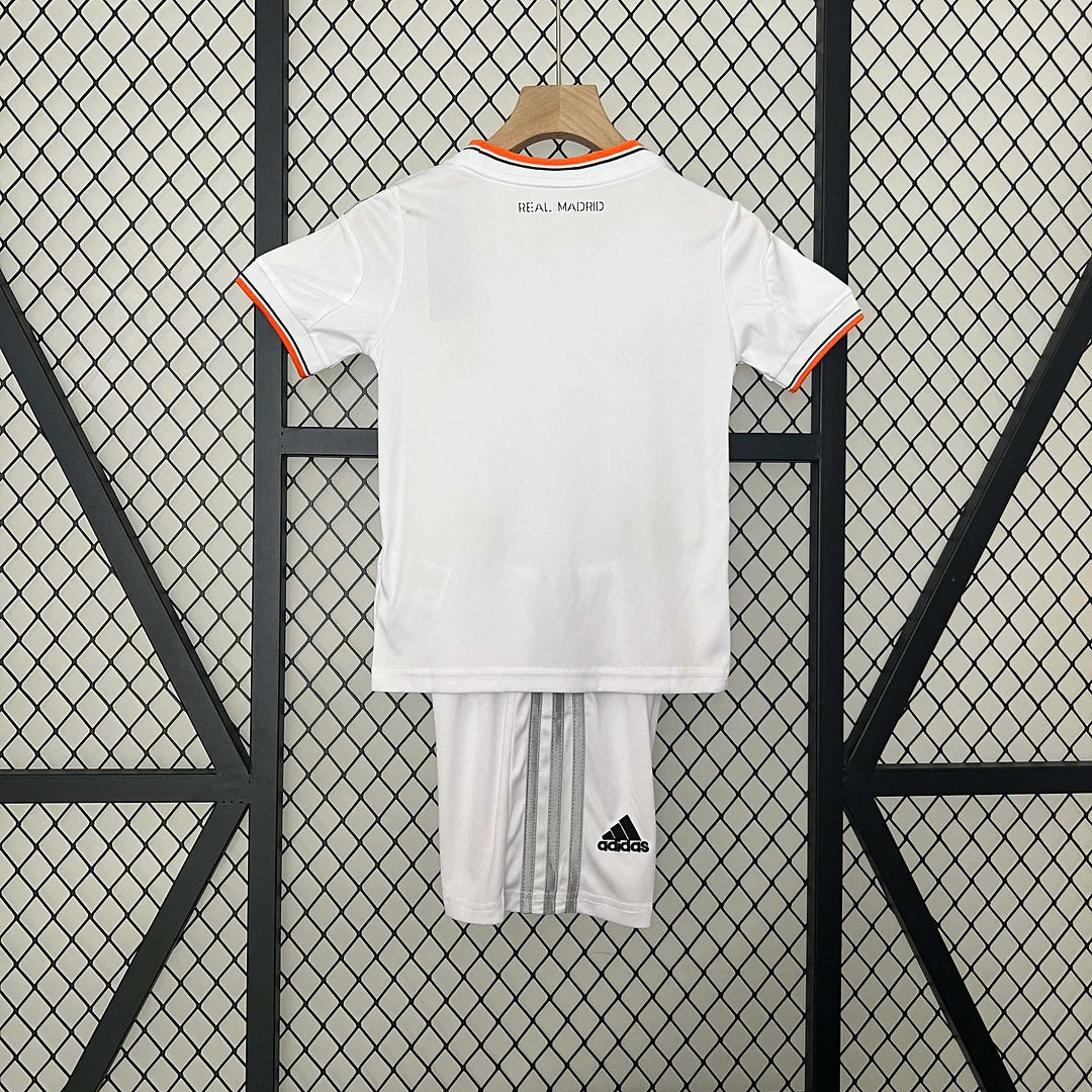 2013/2014 Retro Real Madrid Home Kit Kids Size