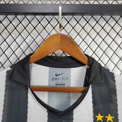 2010-2011 Retro Juventus Home Jersey