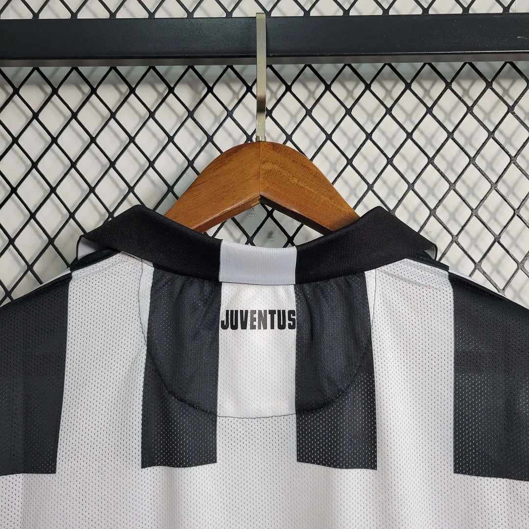 2014-2015 Retro Juventus Home Jersey