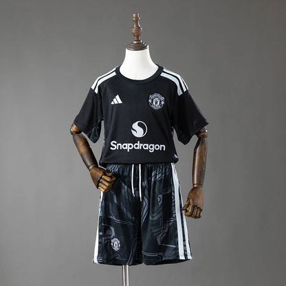 2026/2027 Manchester United Goalkeeper Kit Kids Size