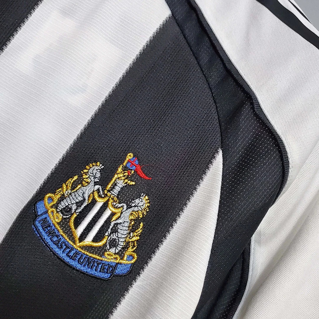 2005-2006 Retro Newcastle United Home Jersey