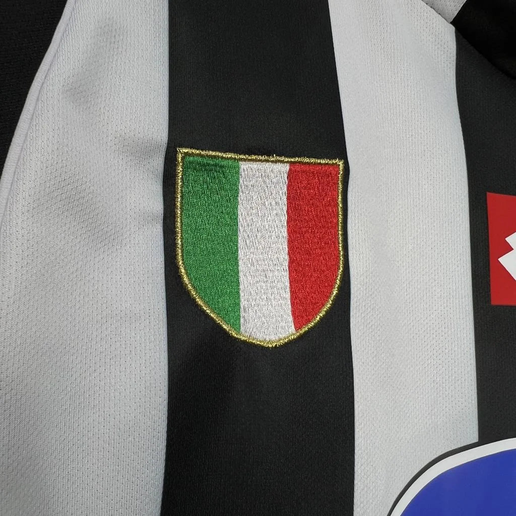 2002-2003 Retro Juventus Home Jersey