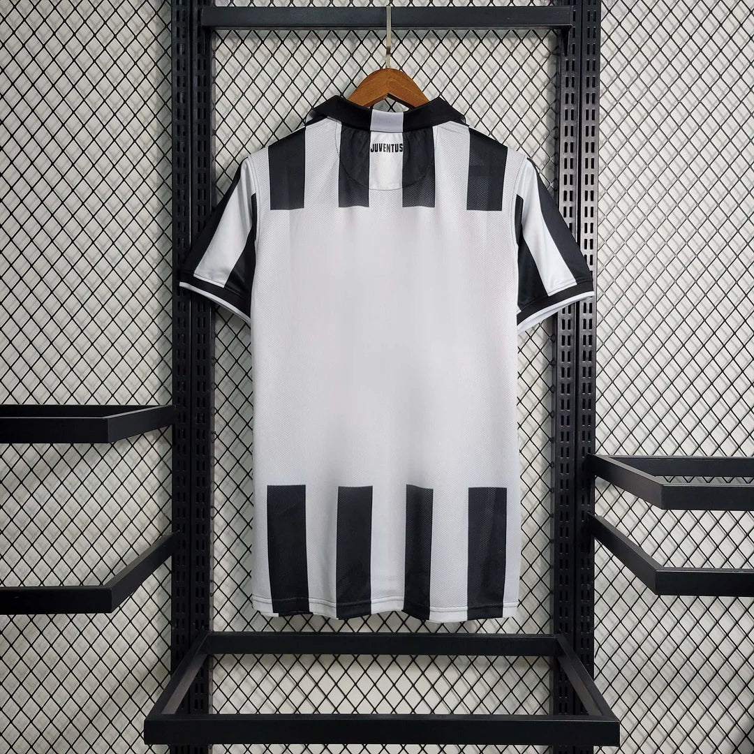 2014-2015 Retro Juventus Home Jersey