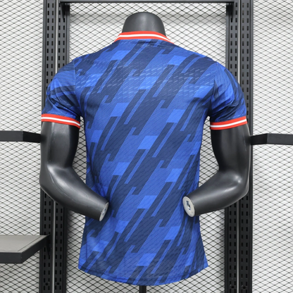 Manchester United "Electric Royal" Limited Jersey