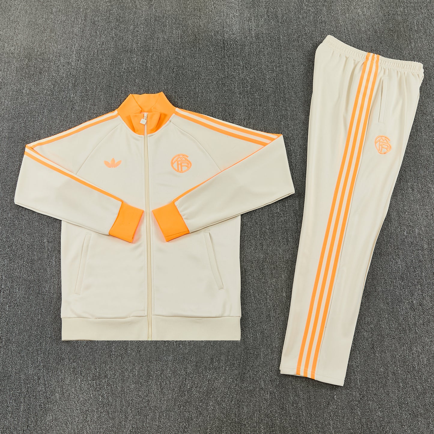 2026/2027 Bayern Munchen Beige Tracksuit