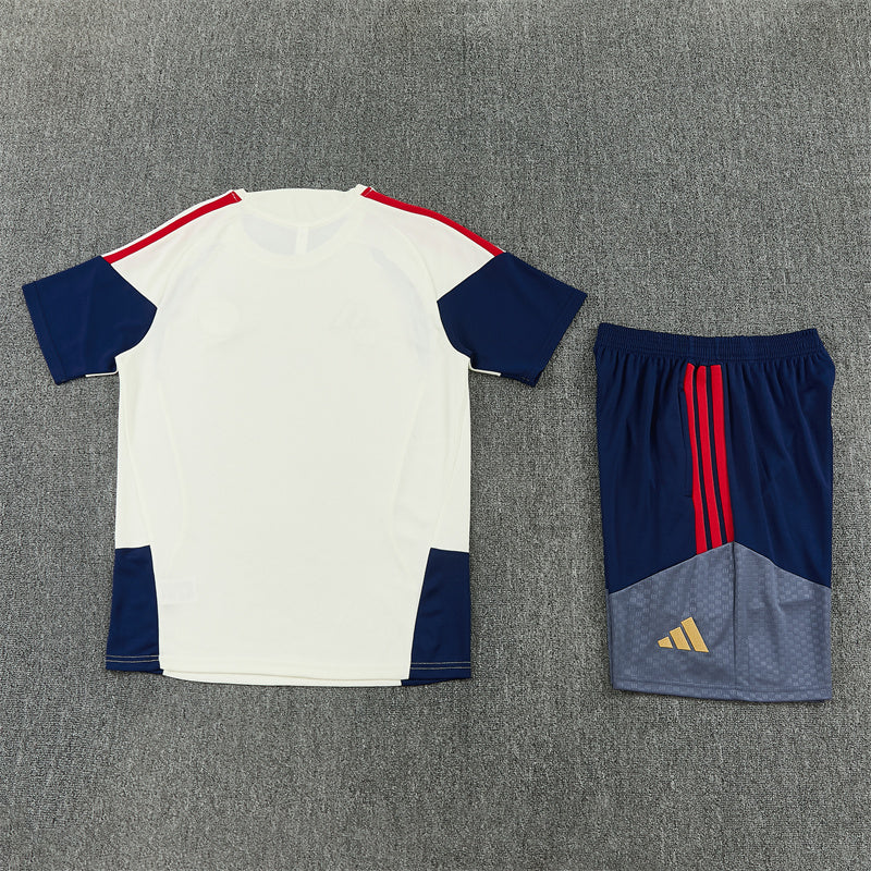 2026/2027 Bayern Munchen Beige Set
