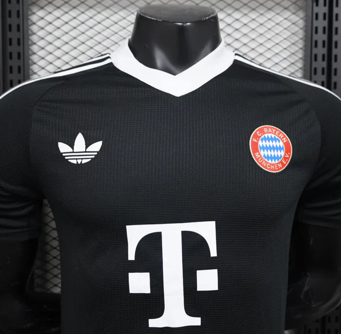 2024/2025 Bayern Munchen Goalkeeper Third Away Kit