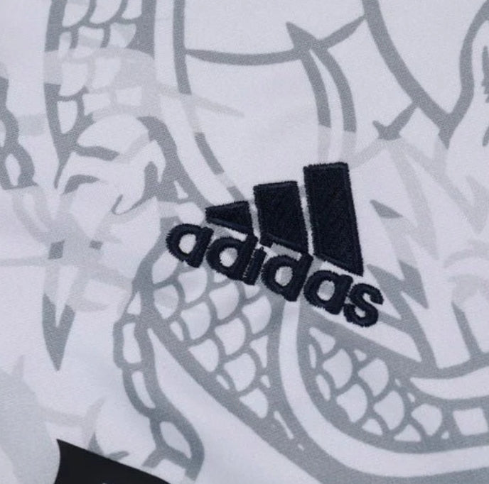 Real Madrid "Dragón Blanco" ´Tracksuit