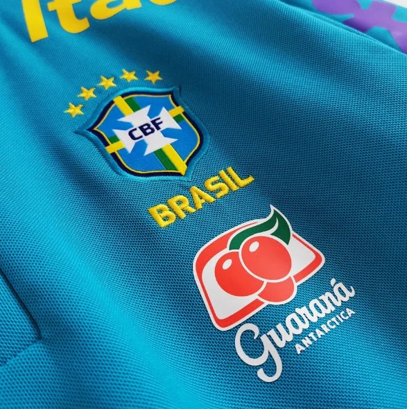 Brazil Retro 2022 Training Kit