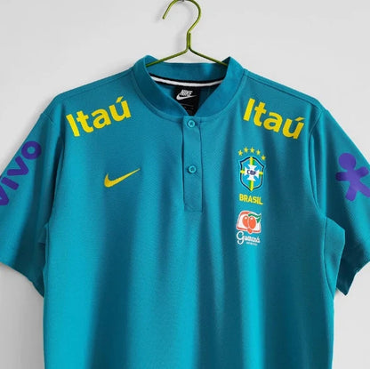 Brazil Retro 2022 Training Kit