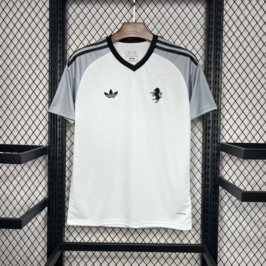 2024-2025 Juventus Goalkeeper Third Away