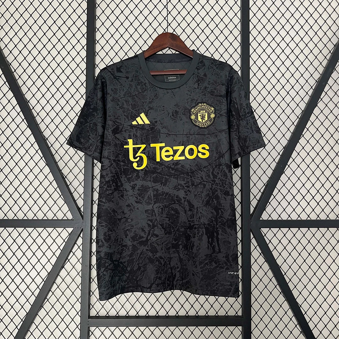 Manchester United ”Night Shift” Limited Jersey