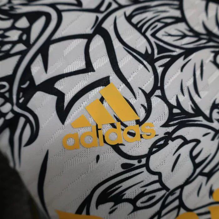 Real Madrid "Dragón Mítico" Limited Jersey
