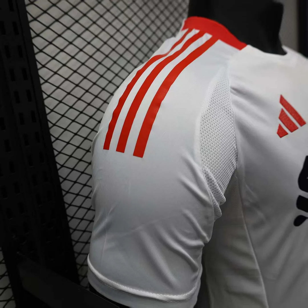 2025/2026 Liverpool Away Kit